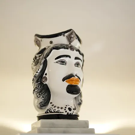 Luxury * Κατάνια