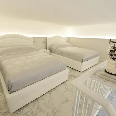 Luxury * Κατάνια